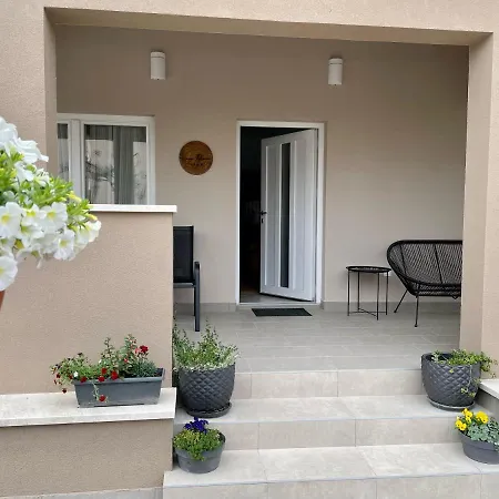 Apartman House Runa